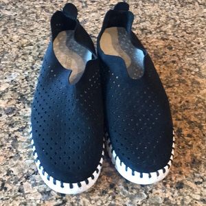 IlsenJacobsen Tulip Perforated Slip On Sneaker